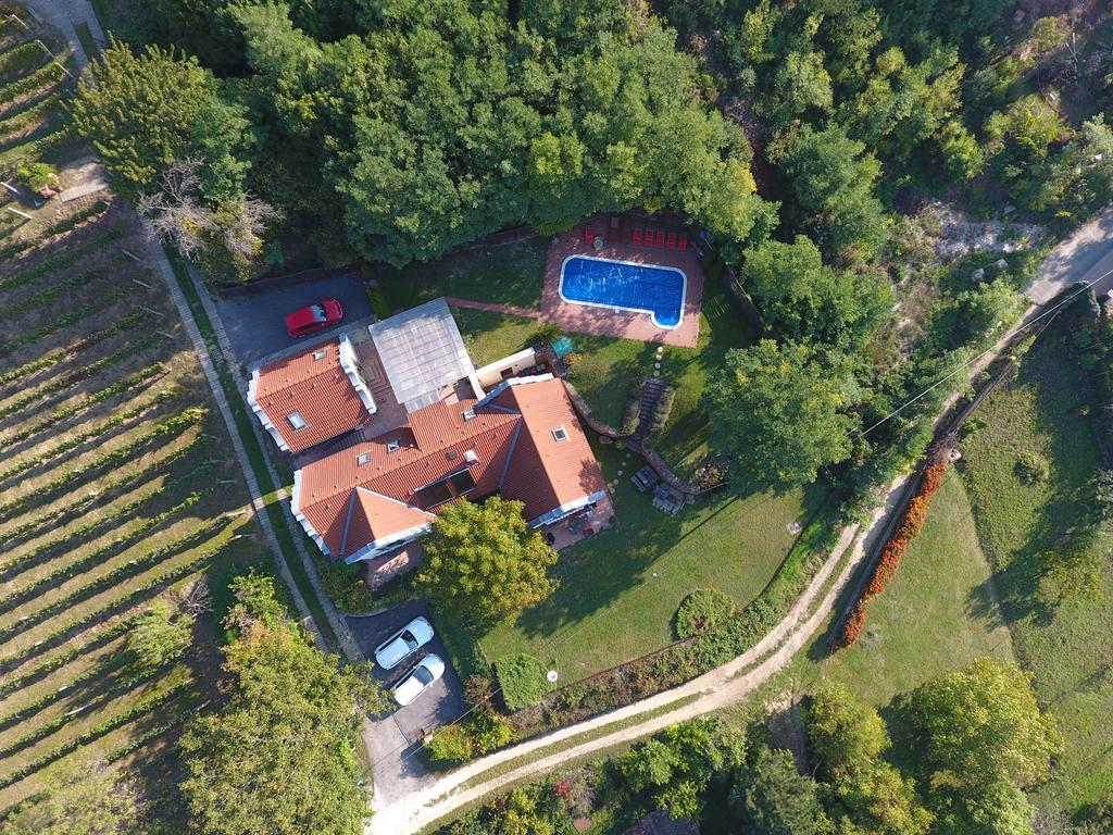 Hillside Apartments Révfülöp 外观 照片