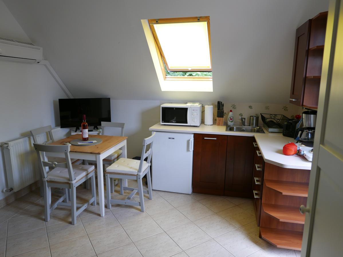 Hillside Apartments Révfülöp 外观 照片