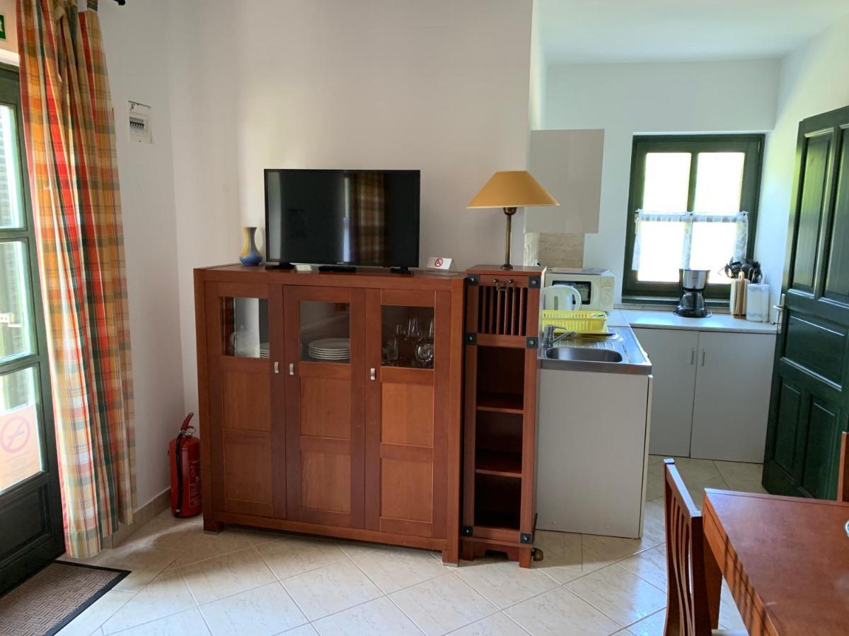 Hillside Apartments Révfülöp 外观 照片